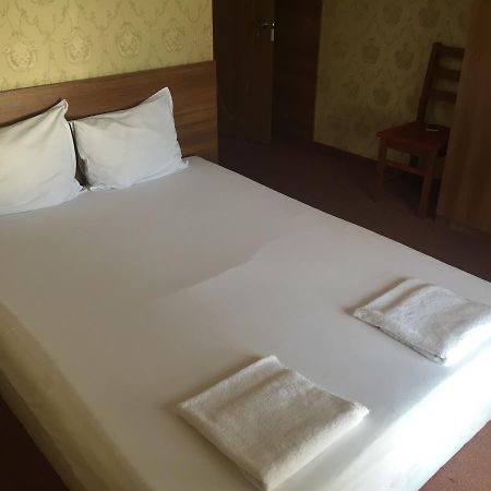 Irish Hotel シュメン エクステリア 写真